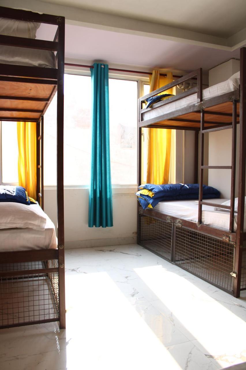 Travellers Paradise Hostel นิวเดลี ภายนอก รูปภาพ